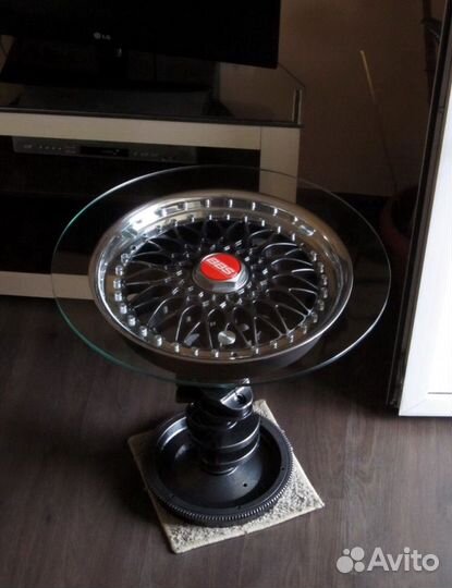 Продам столик