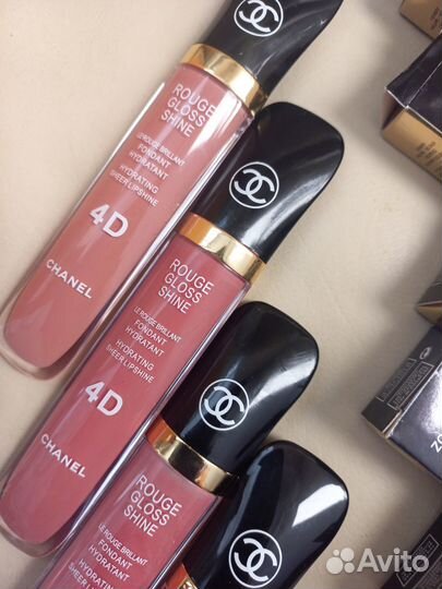 Блеск Chanel Rouge Gloss Shine Lip Gloss 4D/Шанель