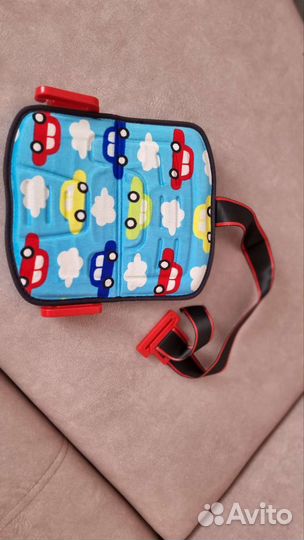 Автокресло-бустер для детей