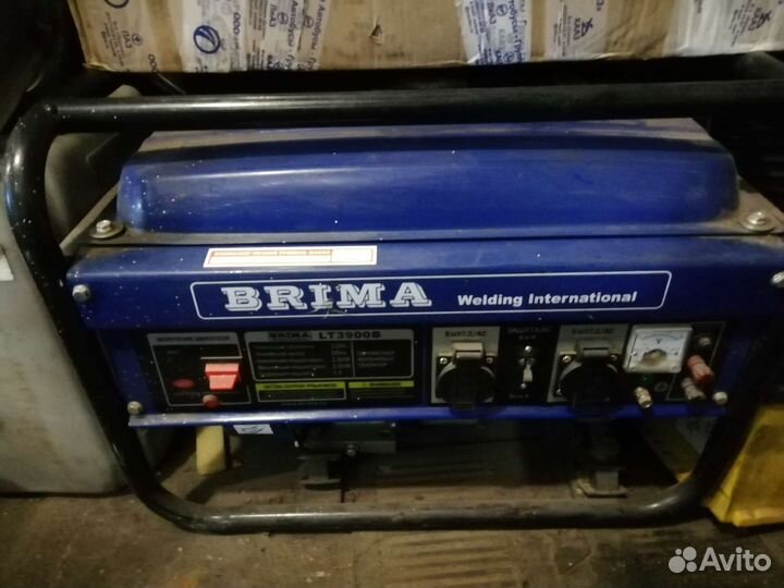 Бензиновый генератор