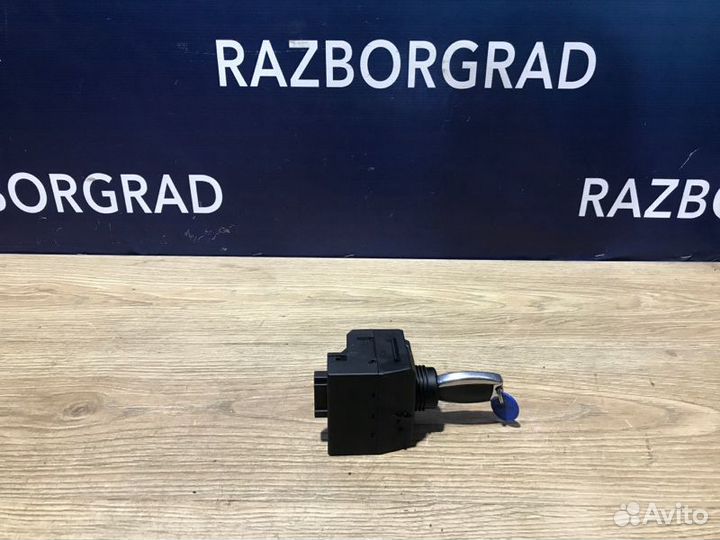 Замок зажигания Mercedes-Benz Cls W219 3.5 272.964