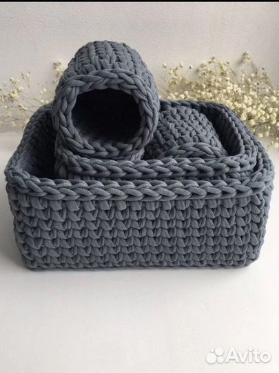Вязаные интерьерные корзины