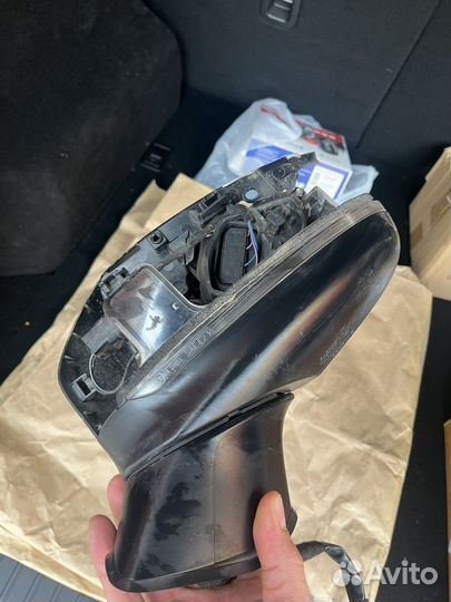 Зеркало на Мазду сх 5