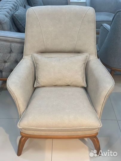 Диваны и холлы