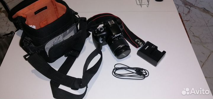 Зеркальный фотоаппарат canon 1100d