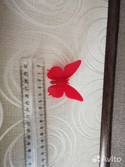 Декоративные пластиковые бабочки