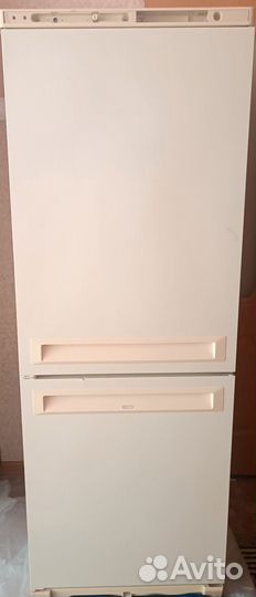 Холодильник двухкамерный Stinol