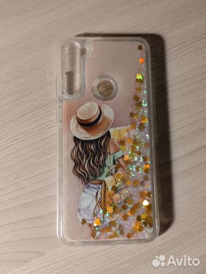 Чехлы на телефон