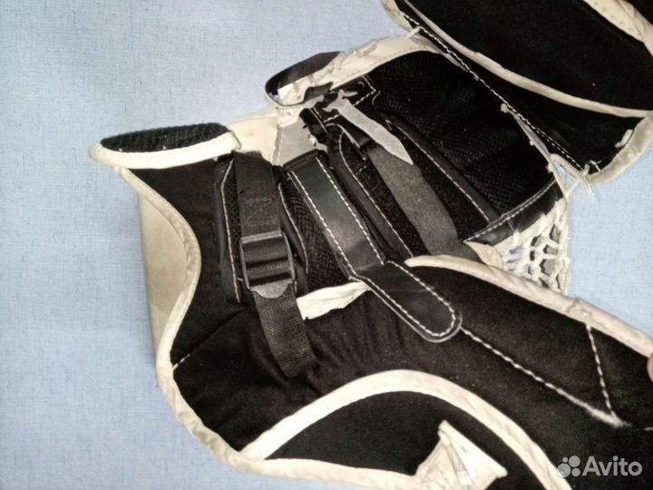 Вратарская ракушка, ловушка,баул, щитки,шлем