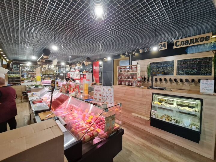 Торговая площадь, 121 м²