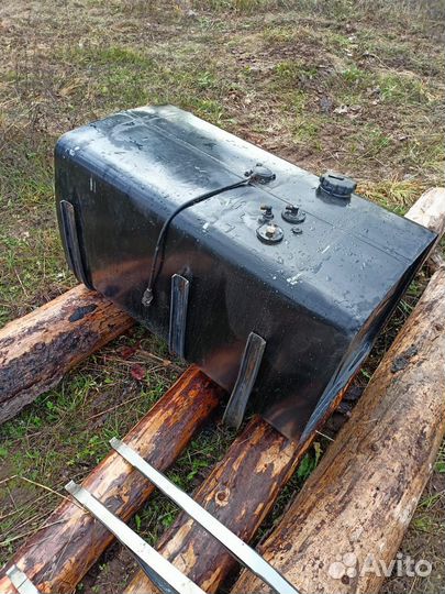 Топливный бак на камаз 500 литров
