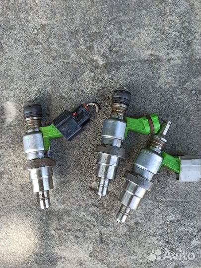 Комплект форсунок на двигатель 1az-fse 2az-fse toy