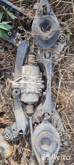 Задний подрамник Honda Pilot