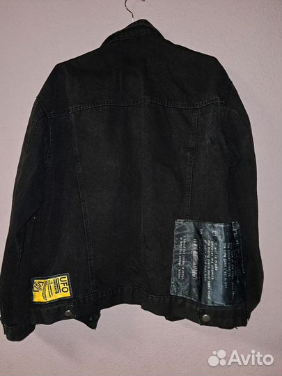 Джинсовая куртка