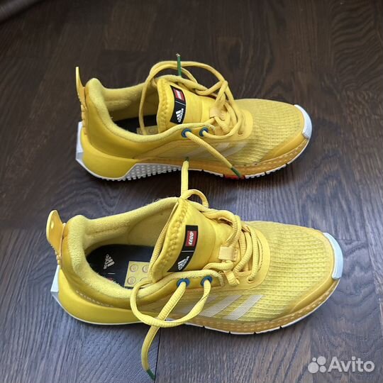 Кроссовки Adidas