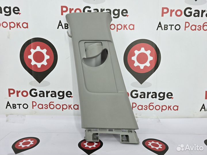 Обшивка стойки средней левой Geely Coolray SX11