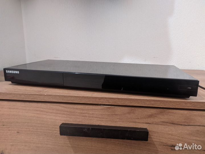 Blu-ray плеер Samsung (BD-C6900P)