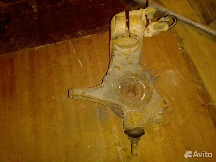 Рычаг Peugeot 406