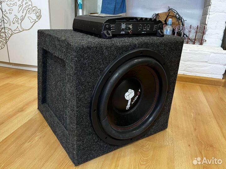 Сабвуфера Molot ural с усилителем Alpine MRP-M350