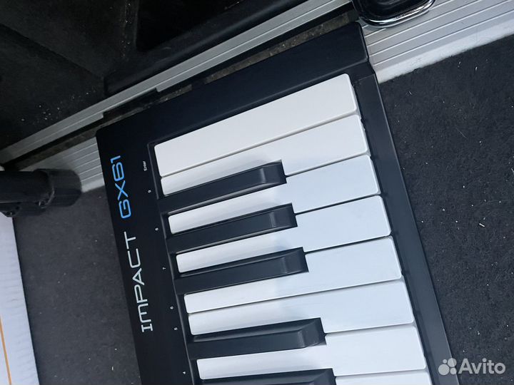 Midi клавиатура Nektar impact gx61