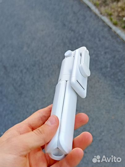 Штатив для телефона с пультом / Селфи палка