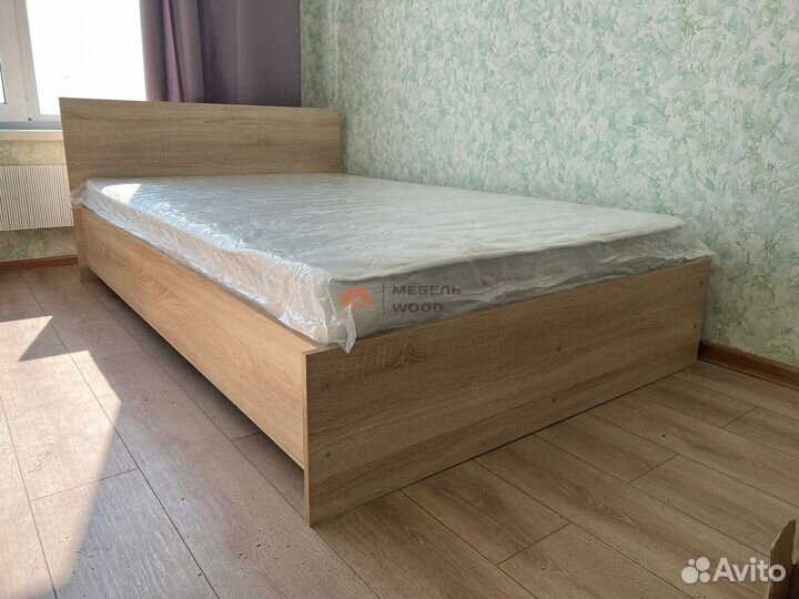 Кровать