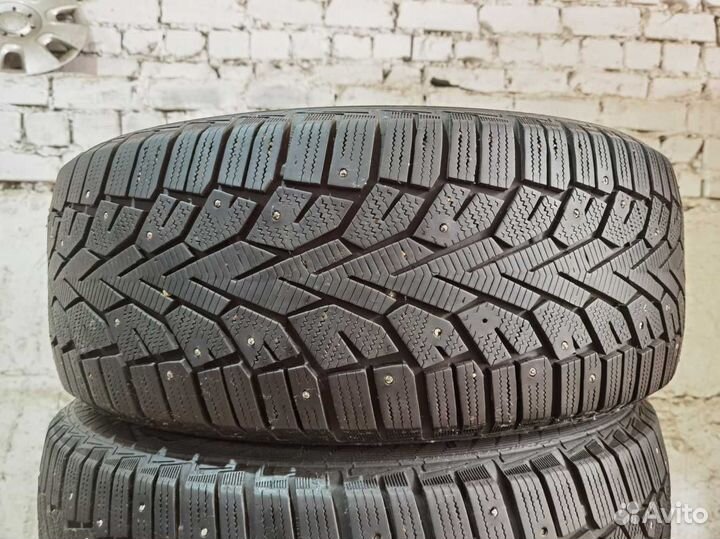 Gislaved NordFrost 100 235/55 R17 103T