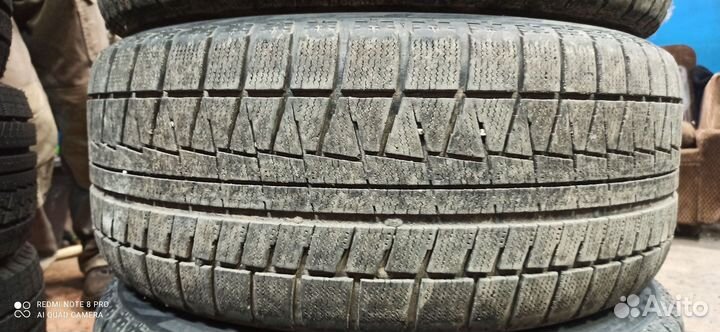 Bridgestone Blizzak Ice 235/50 R17