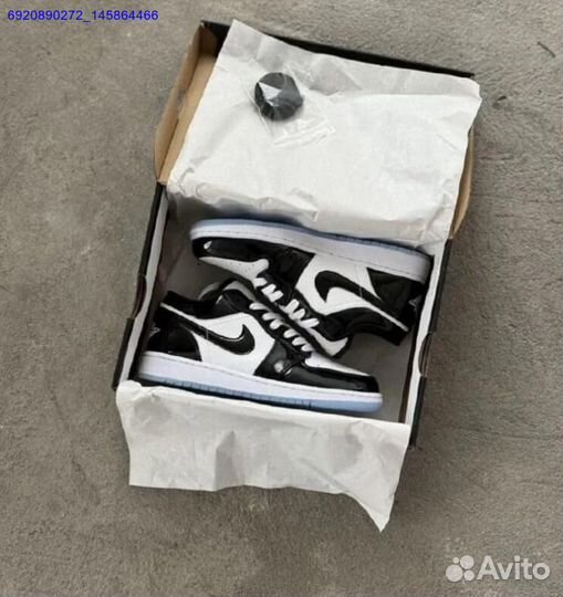 Кроссовки Nike Air Jordan 1 Low SE Concord