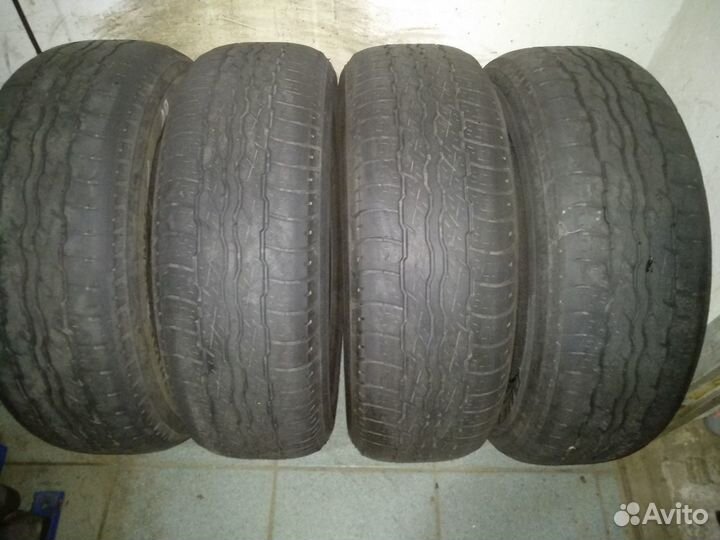 Bridgestone Dueler H/T 687 225/65 R17 101H