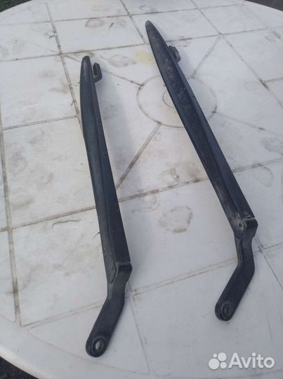 Держатель дворников 2110