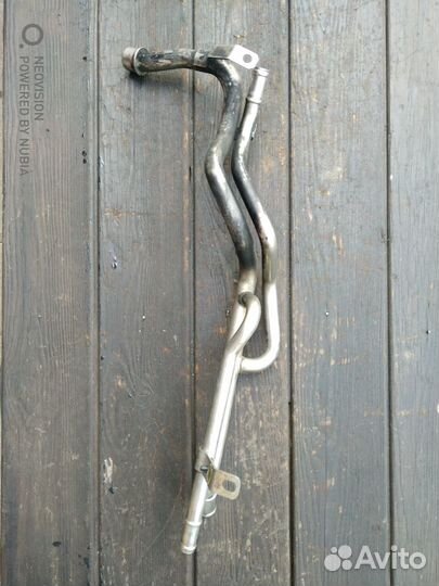 Трубка системы охлаждения Фольксваген Т5 2.5