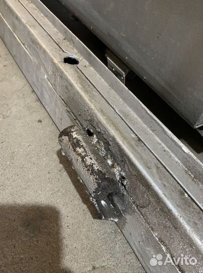 Дверь металлическая банковская