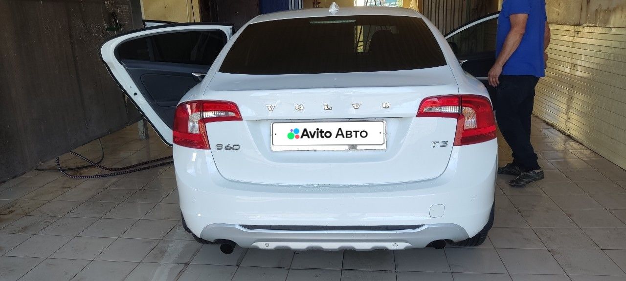 Volvo S60: фото владельца