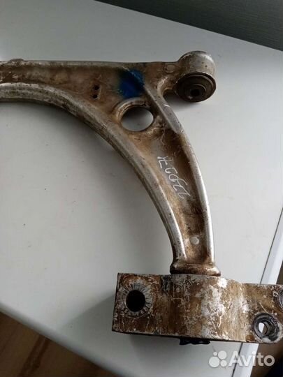 Нижний рычаг передней подвески фольксваген тигуан