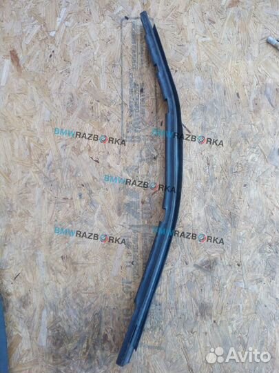 Уплотнитель подкапотного пространства BMW 4