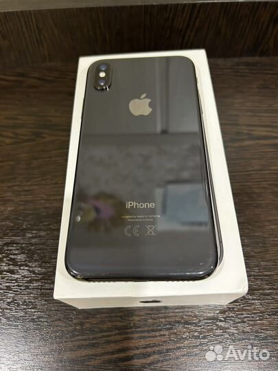 iPhone X, 256 ГБ