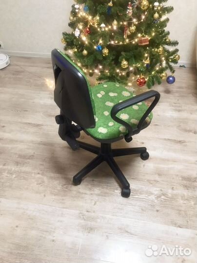 Компьютерное кресло