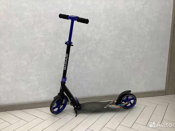 Самокат Malamut Black 200