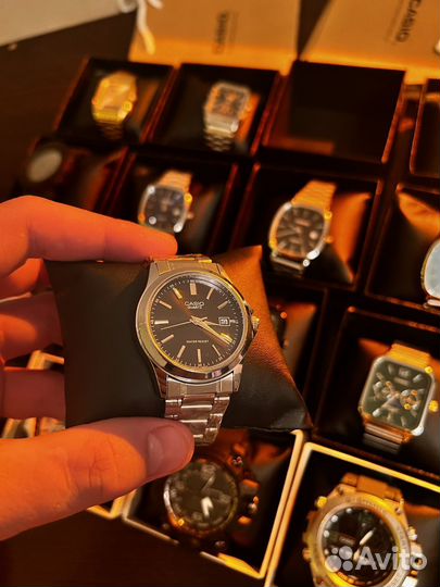 Часы casio с календарём