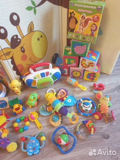 Складной коврик Развивающие игрушки пакетом