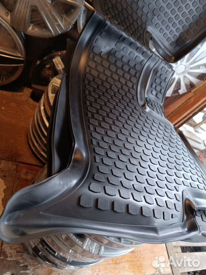 Коврики на Рено Сценик с 2009г