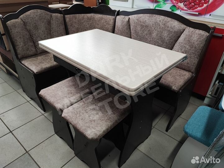 Уголок кухонный