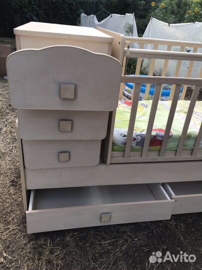 Детская кроватка трансформер с комодом
