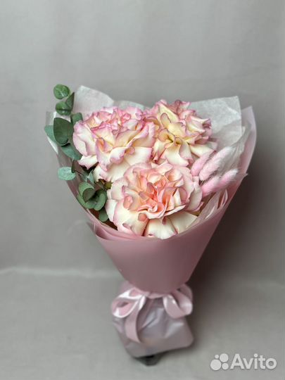 3 Французские розы с оформлением