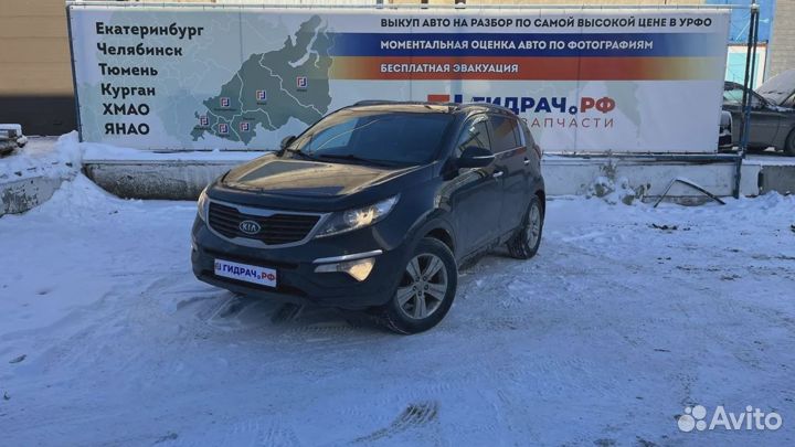 Накладка порога переднего правого внутренняя Kia S