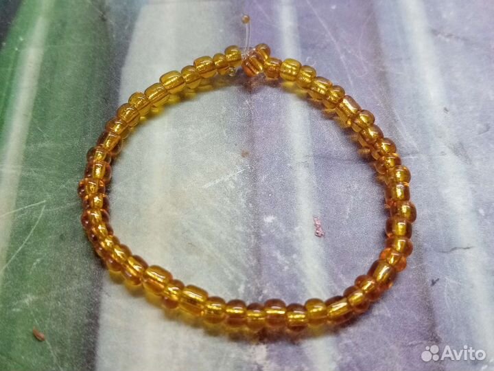 Браслет из бисера