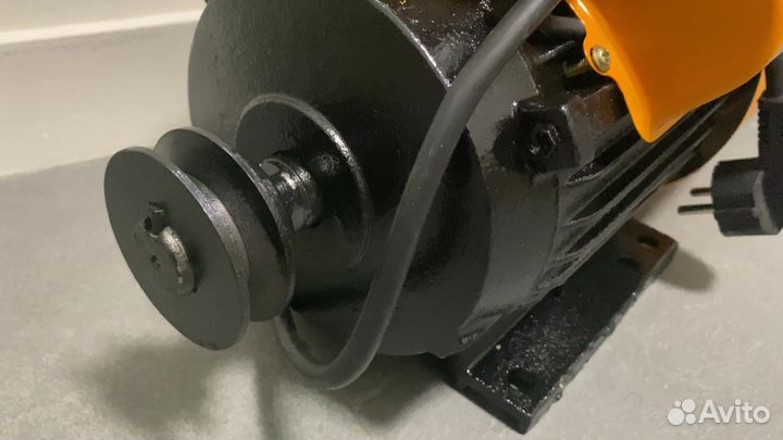 Электродвигатель 2.2 кВт 220В