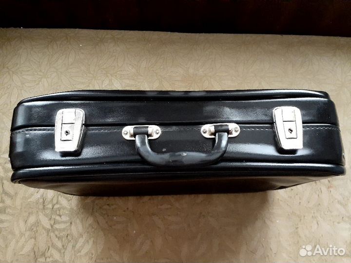 Продаю Ретро Чемодан кожаный СССР