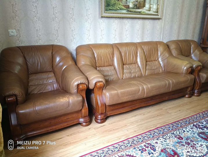 Диван и два кресло